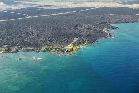Private Kona Coast Helicopter Tour: All Window Seats