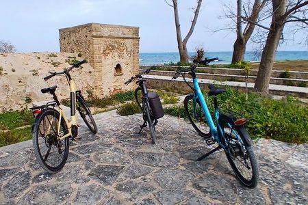 E-Bike Tour of Zakynthos Town, Historical Castle and Scenic Views