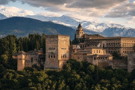 Granada Hybrid Walking Tour: Albayzin and Sacromonte