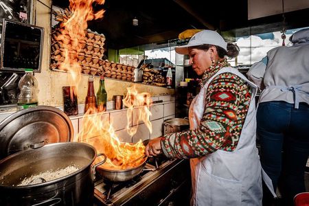 Cusco Collective Food Tour with 15+ Tastings