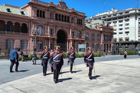 Small-Group Buenos Aires City Tour and Lunch in Puerto Madero
