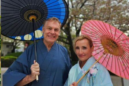 Tokyo: Private Kimono Photoshoot & Tea House