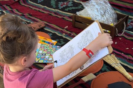 Family Archaeology Experience in Athens with an Archaeologist