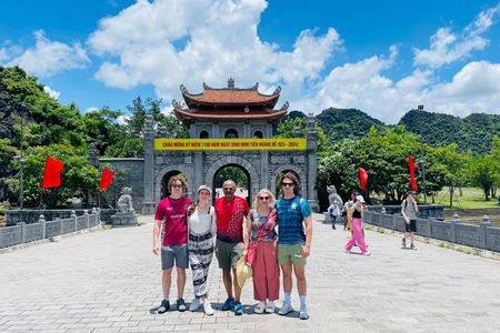 Private Guided Full Day Group Tour to Ninh Binh
