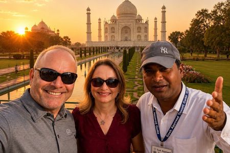 Luxury All-Inclusive Sunset Taj Mahal & Agra Fort Private Tour