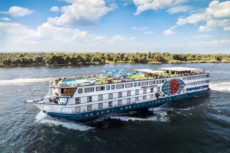 4-Day Nile Cruise from Luxor to Aswan with Expert Guide