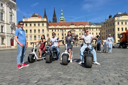 Prague E-Scooter Tour: Fat Tire or Regular Scooter