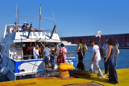 Naples Coastal Boat Cruise with Guide and Lemon Granitata