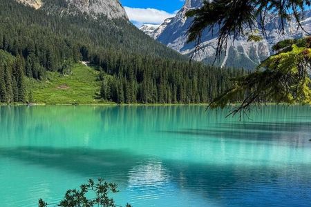 Lakes: Louise, Moraine, Emerald & JohnstonCanyon, small groups!