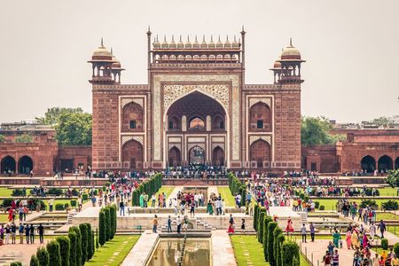 Private Taj Mahal, Agra Fort & Akbar's Tomb Day Tour From Delhi