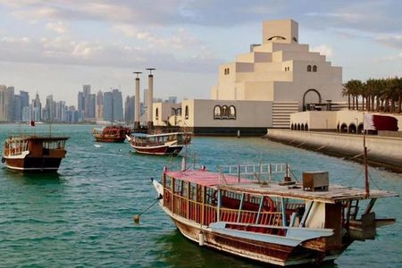 Private City Tour In Doha, Souq Waqif, Courniche,The Pearl,Katara
