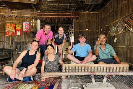 Hoi An Countryside Tour:CamKim Island, Craft Villages&Basket Boat