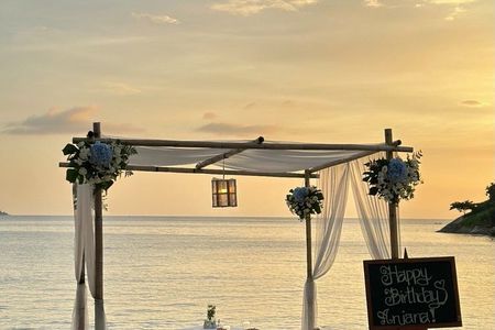 Phuket Romantic Beach Dinner with International Set Menu
