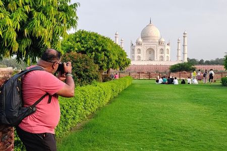 From Delhi: Sunrise Taj Mahal Tour From Delhi All Inclusive