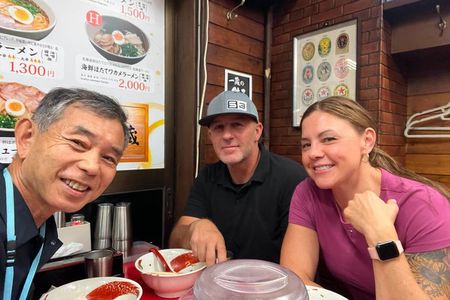 Hokkaido: Sapporo Ramen Yokocho (Ramen Alley) Food Tour