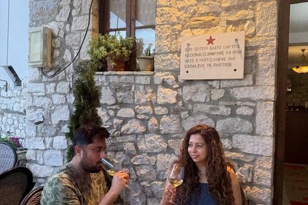 Berat Old Town Walk, Food & Wine Experience