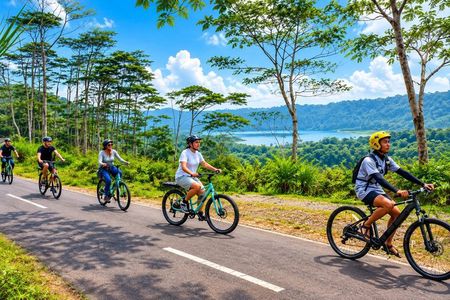 Munduk Fun Cycling & Twin Lake Adventure with Tamblingan Canoeing