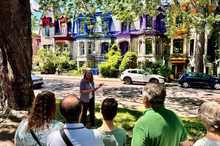 Best of Montreal Walking Tour Experience