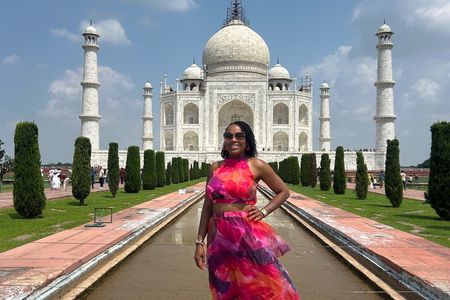 Same Day Taj Mahal Tour from Delhi by car