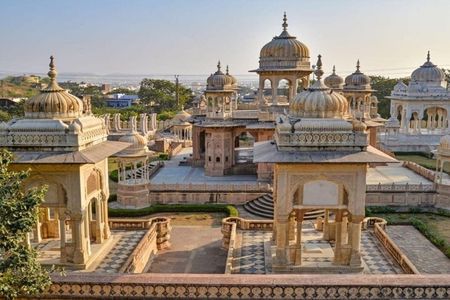 From Delhi Jaipur Day Tour with Private Car Guide and Lunch