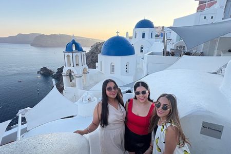 Santorini Shore Excursion: Oia, Blue Dome & Black Beach