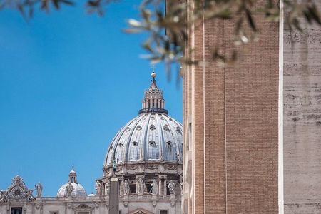 Vatican: St Peter Basilica Audio Guide With Dome climb