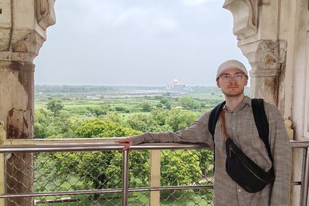 2-Day Taj Mahal, Fatehpur Sikri & Jaipur Heritage Tour from Agra