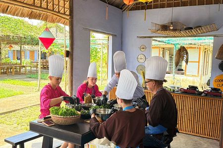 Farm to Table Cooking Class & Handicraft