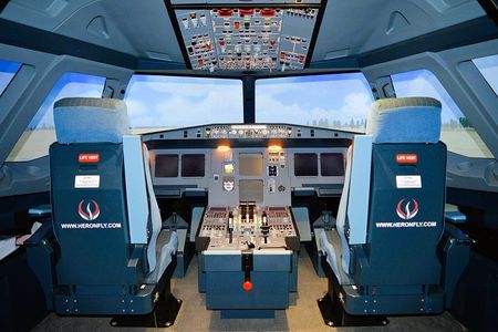 Small Commanders Flight simulator A320 children 4 to 10 years