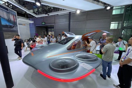 Shenzhen Trade Show Private Interpreter & Business Assistant