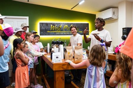 Roatan Coffee and Chocolate Tour with Brewery Stop