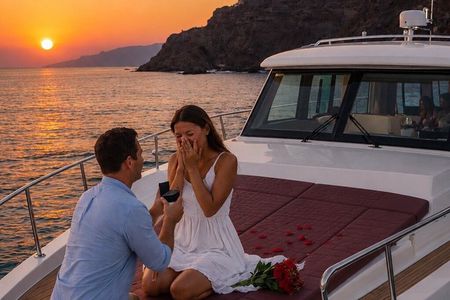 Motor Yacht (2026)Luxury Private Cruise Around Santorini
