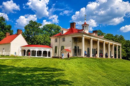 Private Tour of Mount Vernon by Van with Guided Mansion Tour