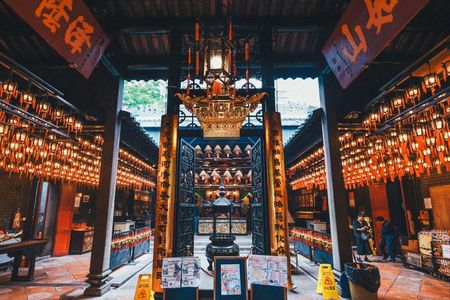 Coach Tour: Hong Kong Heritage Discovery