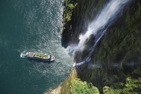 Milford Sound Cruise - RealNZ