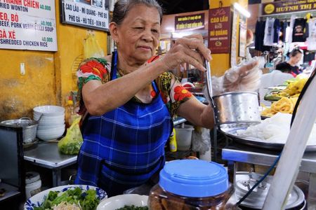 Hoi An Food Tour: 12 Flavors of a Former Trading port