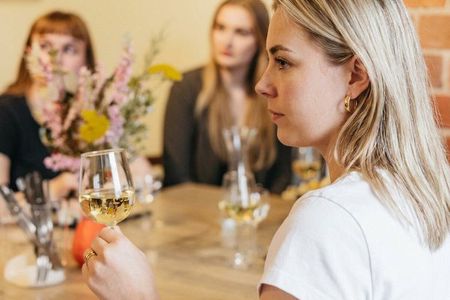 Private Champagne & Gourmet Food Tour in Le Marais