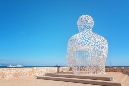 Hidden Art and History of Antibes 4 Museums Walking Experience