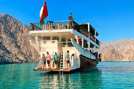 Musandam Dibba Day Cruise with Lunch and Snorkelling from Dubai