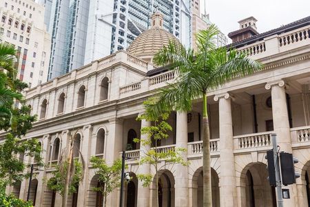 Hong Kong Private Tour: Central Citywalk, Tram & Dinner Cruise