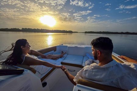 Luxury Boat Adventure to Three City Mangroves and Coastal Reefs