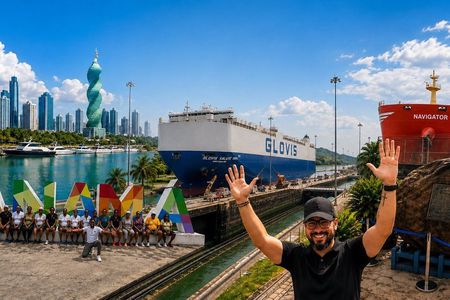 Panama Canal Casco Viejo and Panama City Tour With Hotel Pick up