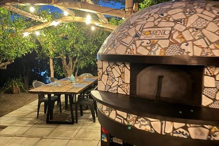 Authentic Neapolitan Pizza Tasting in a Citrus Garden