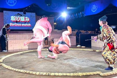 Sumo Show Experience at Tokyo Tower with Japanese Cuisine