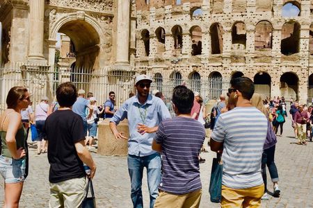 Colosseum Express : Guide + Regular Entry | Small Group