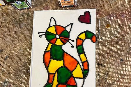 Amman Glass Painting Class in a 1930s Heritage House with Snacks