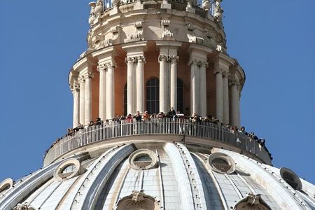 St. Peter’s Basilica Prority entrance with audioguide and Dome