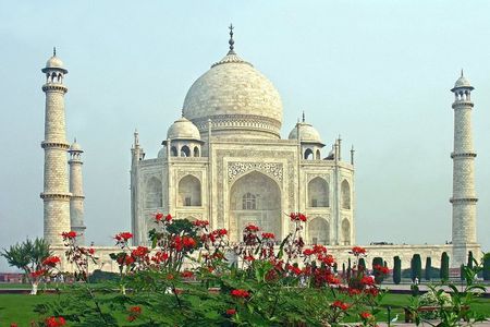 From Delhi-Private Taj Mahal, Agra Fort Tour & Jaipur Transfer