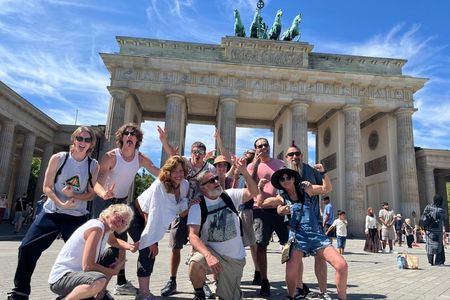 Rude Bastards tour of Berlin: No Walls - No Wars – No Nazis