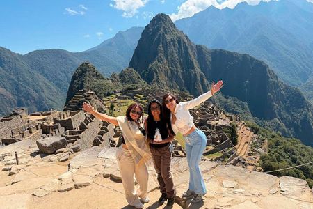 Ultimate 1-Day Machu Picchu Adventure by Train